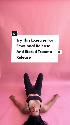 want to have the full trauma release? ✌🏼 free your hips, release stress & stored trauma (30 day course) 🔗 on profile #traumarelease #stressrelease #emotionalrelease #somatichealing #somaticexercise #hipopening