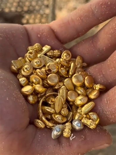 Discovering Hidden Gold Treasures at the Beach