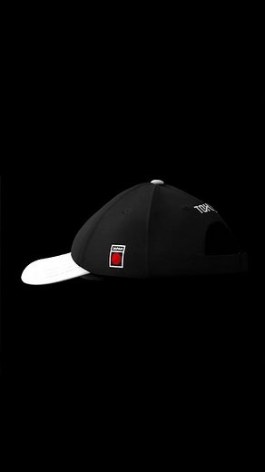 3D Rotating Cap Mockup