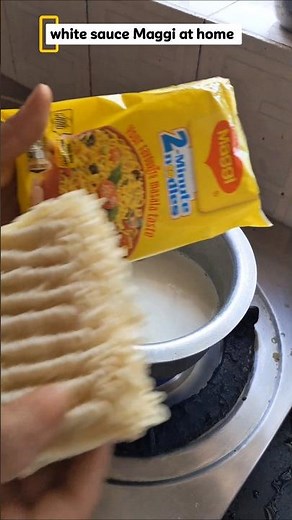 Easy white sauce Maggi at home (it just takes 2min )😋#food #whitesaucemaggi #dishes #cooking #foodie