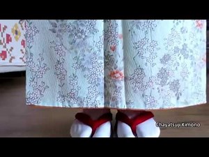 Chayatsuji Kimono | How to walk in Geta or Zori