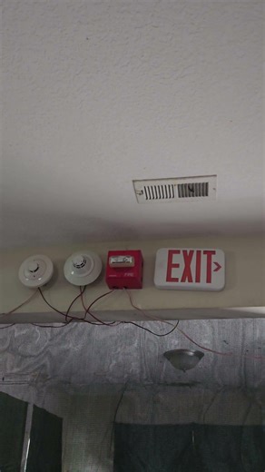 (LOUD) Simplex 4100U female evac on old wheelock e70 #firealarms