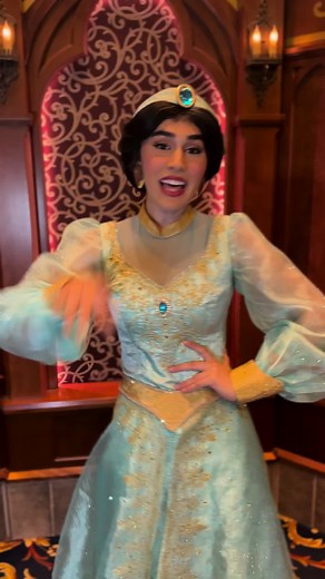 Meet Princess Jasmine at the Royal Hall in Disneyland