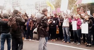 File:Contre-manif pour le mariage homosexuel (17-11-2012).webm - Wikimedia Commons