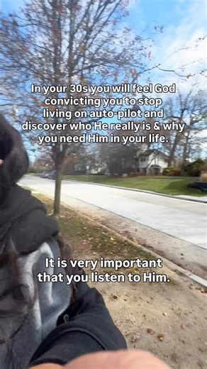 It’s wild how time is flying by, what used to work for you no longer does. The noise gets louder. The responsibilities get real. And the ache for something deeper starts growing in your spirit. That’s when God begins convicting you… not to scare you, but to wake you up to who He really is and why you desperately need Him in your life. And it is so important that you listen to Him. 💛 Because when you finally discover who you are in Him, everything shifts. Your focus goes from “me” and “I”… to Je