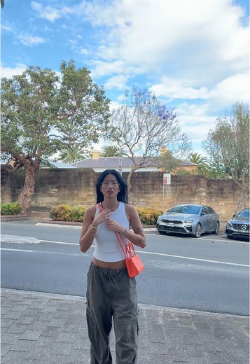 Stylish Black Nike Sports Bra for Your Workout