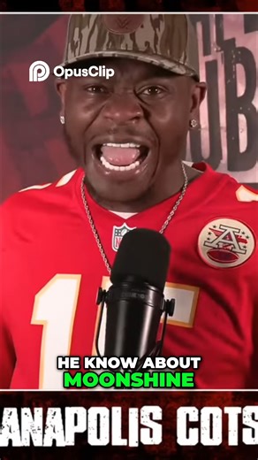 Patrick Mahomes: The Alien QB and His Secrets! | BubbaDub94