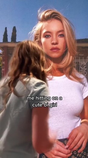 #stitch with @thatkidnamedclaire why do I look like a FISH