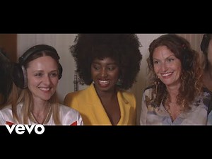 L'hymne féministe du MLF, "Debout les femmes", repris par 39 musiciennes