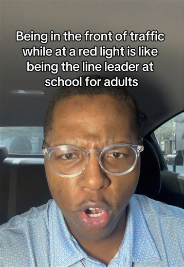 Single file line 🗣️ We will have order when I’m in front at the red light 😂 #traffic #funnyvideos #fyp