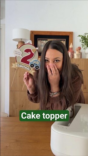 How to Make a Cake Topper with Cricut Explore 5