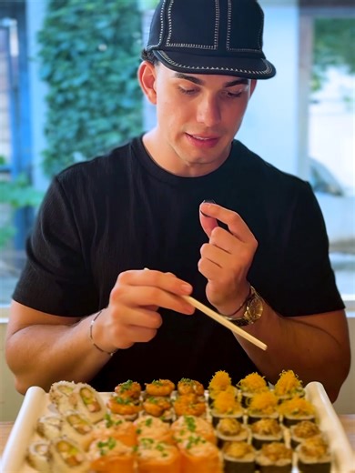 Combo 6. Calidad premium. 30 piezas de sushi. Ven a probarlos en Nori Sushi o hacé tu pedido por WhatsApp o desde la web. Link en bio. 📍Santa Cruz — Av. Beni entre 3° y 4° anillo. ⌚ mar–dom 16:30–23:00#santacruzbolivia #sushisantacruz #FoodTok