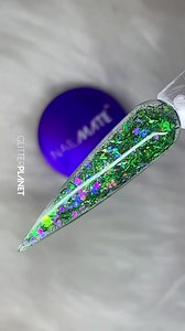 💚 We LOVE Enchanted 💚 Such a magical glitter acrylic #nails #acrylicnails #nail #glitter | Glitter Planet
