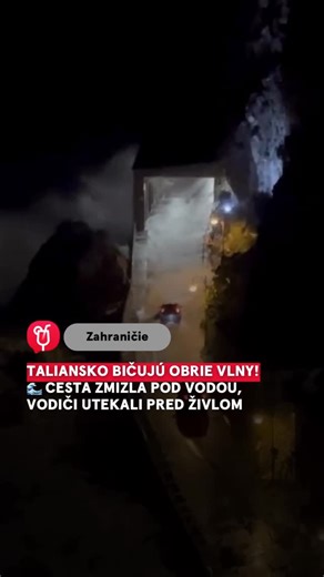 Koktejl.sk on Instagram: "😱More ukázalo svoju silu 🌊 Obrie vlny cez víkend bičovali pobrežnú cestu v talianskom regióne Kalábria a prinútili motoristov otočiť sa späť. Dramatické zábery zachytávajú, ako sa voda valí priamo na vozovku. zdroj: abcnews, geonews Viac zaujímavostí zo sveta nájdete na www.koktejl.sk #Italy #Calabria #monsterwaves #storm #extremeweather coast breakingnews sea"