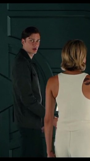 Divergente - Filme de romance com Bill Skarsgård e Shailene Woodley