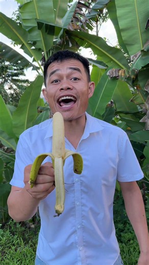Thử thách ăn quả chuối từ 1-100%|#tittv
