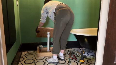 Extreme 1915 Bathroom Makeover: A Historic Transformation