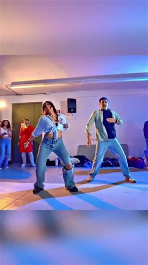 CHINGAM CHABAKE 🤪 this class was straight hooligan-ing im so glad this era of bollywood songs is