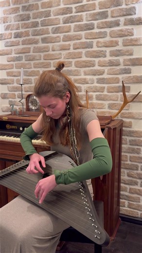 Exploring the Beauty of Harp Music with Greensleeves