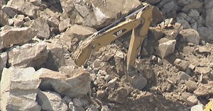 90-foot rock walls falls and kills excavator worker at Massachusetts quarry