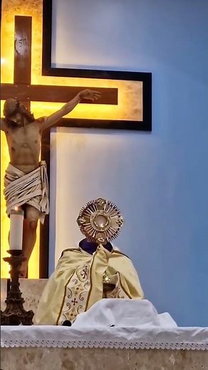 Monstrance, in the Roman Catholic #christian #catholicchurch