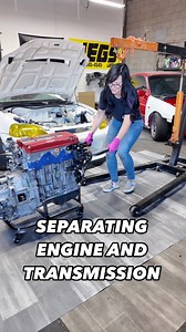 1.1M views · 9.2K reactions | Separating my engine and transmission on my Bseries Honda Engine! 邏 Have you done this before?!? #reels #diy | Team Sally Racing | Facebook