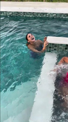 Un día de piscina en familia