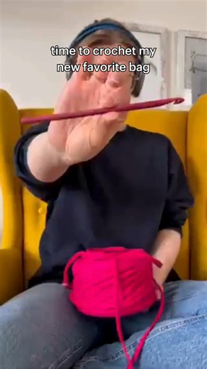 73K views · 140 reactions | Crochet a rainbow bag with this brilliant pattern. DIY pattern from Etsy shop NadenafPatterns also includes a video tutorial! https://etsy.me/43Oovrt | Etsy | Facebook