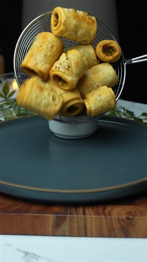 Crispy Matar Rolls 😋 | Perfect Tea Time Snack Recipe ☕ #shorts