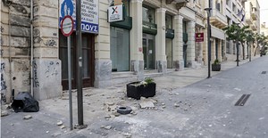 6.1 magnitude earthquake in Crete: buildings damaged by the tremor, exhibits broken at the Archaeological Museum of Heraklion - ProtoThema English