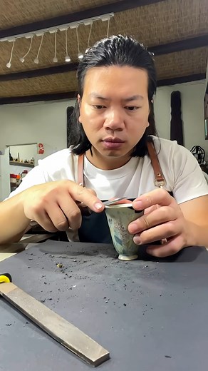 4.9K views | This Porcelain Restorer Makes History Shine ✨ | Video Content Vairal | Facebook