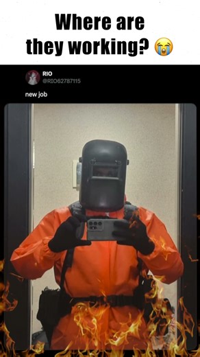 This new job is CRAZY 🔥 (TF2 meme)