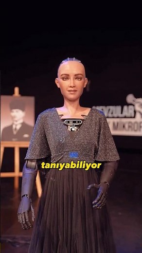 Robot Sophia vs Kılıçdaroğlu!