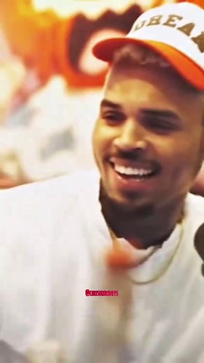 Do you like Back to Sleep? 🎶🤩 #chrisbrown #chrisbrownofficial #teambreezy #fyp