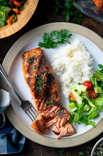 Perfect 15-Minute Grilled Salmon - The Seasoned Mom