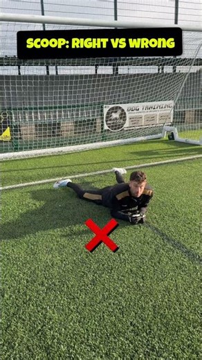 Scoop Technique: Right vs Wrong #goalkeepertraining #goaliesaves