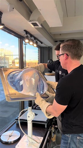 We love seeing our experts in action! 🤩Ready to start your prosthetic journey? Contact us to get started! Click the link in our bio. #LimbLab #Prosthetics #Orthotics #ProstheticLeg #ProstheticFoot #ProstheticFeet #ArtificialLeg