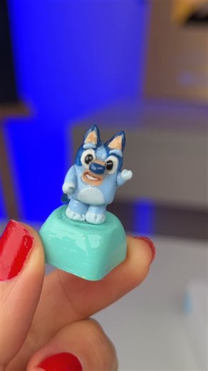 Anna Altamirano on Instagram: "BLUEY for B! 💙 #bluey #clay #keyboard #keycap"