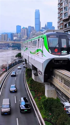 Chongqing's Rail Transit # Internet Famous Light Rail # 8d Magical Mountain City Chongqing