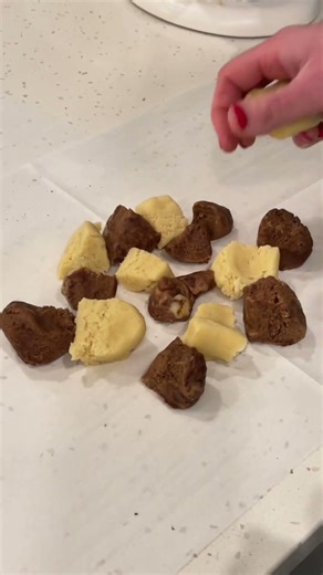 Marbled Fall Leaf Cookies 🍁 Chocolate & Vanilla Magic! #fallbaking #sugarcookies #cozyvibes