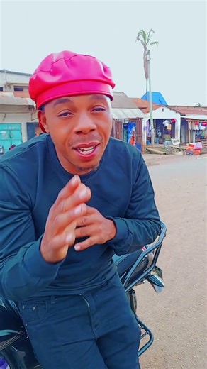 CHRIS MELODY FT KAYUMBA -_- LOVE CLIP 4