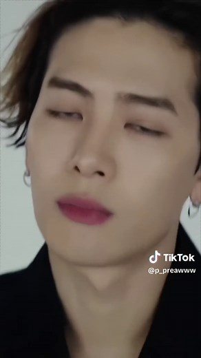 attracts 🫠💕 #jacksonwang #แจ็คสันหวัง #王嘉爾 #preaw_wangkim