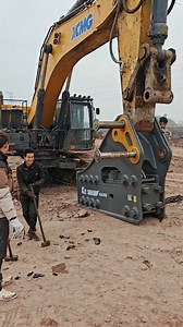 Big hammer challenge at work. #BigHammer #HammerChallenge #HeavyWork #ConstructionLife #MechanicLife #WorkFun #JobSite #MachineLife | Mechanic Steve