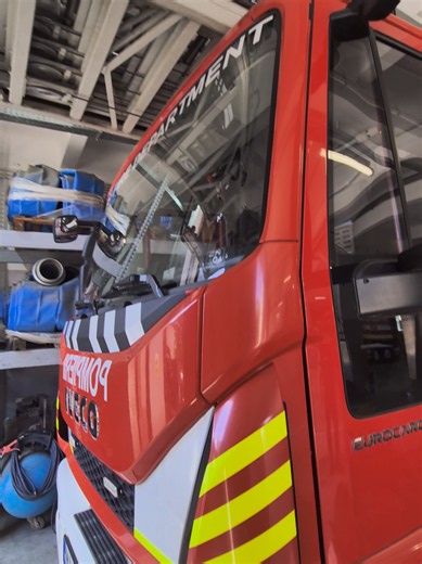 Prezentarea autoscarii IVECO Magirus din cadrul detasamentului 1 Iasi 🚒🚨 Data: 15.05.2026 📅 Telefon: S24 📱
