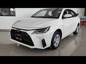 NUEVO YARIS SEDAN BASE MANUAL 2023 MEXICO