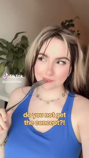 Creative Cluttering Techniques in The Sims 4 Builds