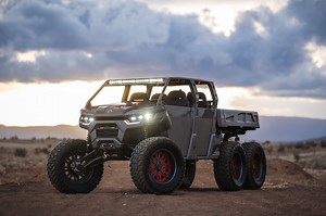 Can-Am Defender 6x6 Max Is a Unique Behemoth of a Build, Made for Cowboy Cerrone