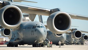 Seven C-17s participate in formation flight testing