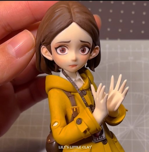 Soft, Shy and Slightly Afraid 👧 Pixar Girl Clay Figure Tutorial | Lily's Little Clay