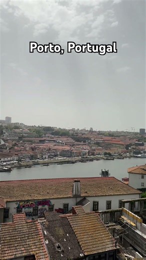 Exploring the city of Porto🇵🇹 #portugal #travel #travelportugal #porto #walkingtour #tour #europe